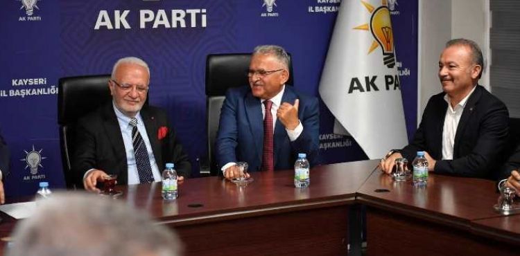 ELİTAŞ VE BÜYÜKKILIÇ, HAFTALIK OLAĞAN YÖNETİM KURULU TOPLANTISI’NA KATILDI