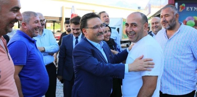 Vali Çiçek, esnaf ve vatandaşlarla bir araya geldi
