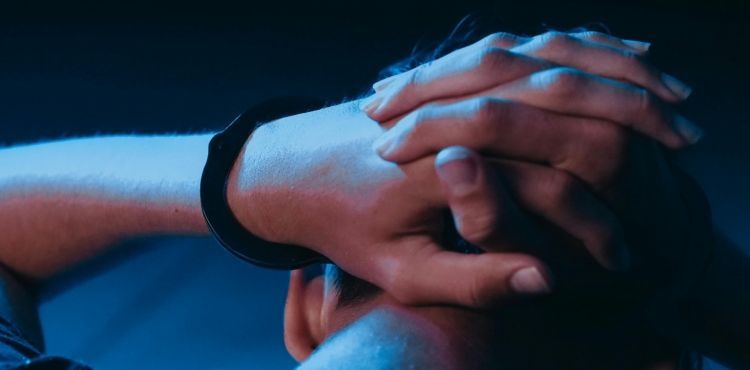 Uyuşturucu madde satıcısı, adresine yapılan operasyonla yakalandı