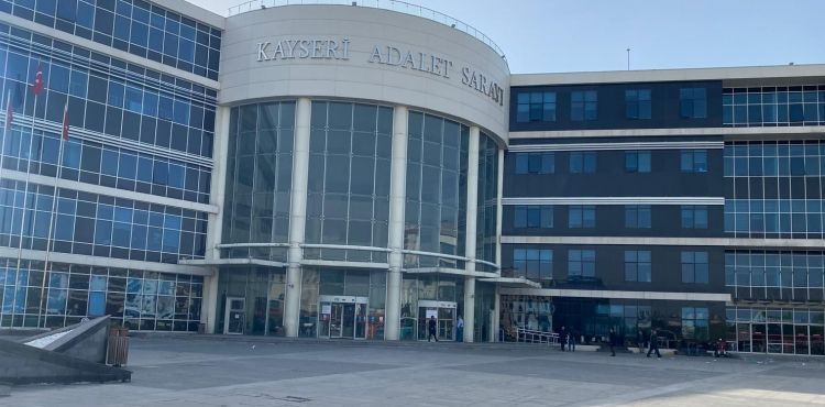 3 yaşındaki çocuğun öldüğü kazanın ilk duruşması görüldü