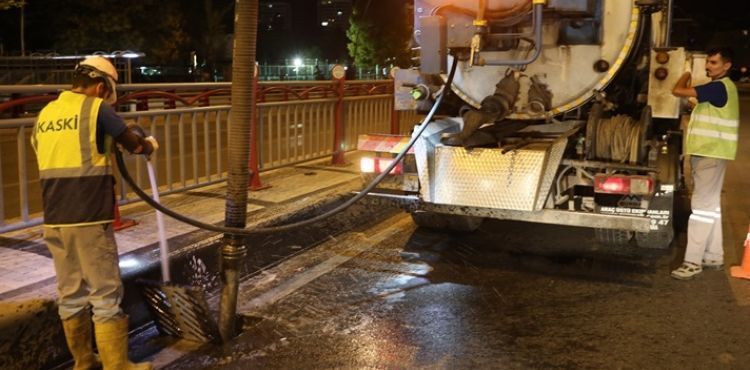 KASKİ’DEN GECE ÇALIŞMASI