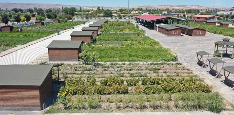 ORGANİK LEZZETİN ADRESİ; BÜYÜKŞEHİR DOĞAL ÜRÜNLER BAHÇESİ