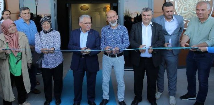 BAŞKAN BÜYÜKKILIÇ’TAN SANATA VE SANATÇIYA DESTEK SÜRÜYOR