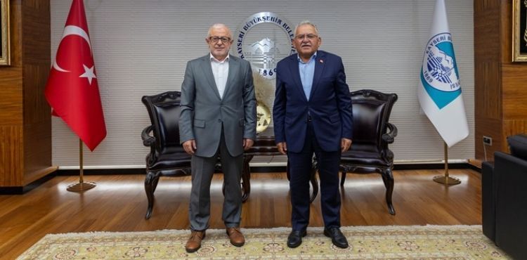 İL MÜFTÜSÜ AKKUŞ’TAN BAŞKAN BÜYÜKKILIÇ’A VEDA ZİYARETİ