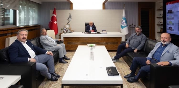 BÜYÜKKILIÇ, BAŞKANLARLA BÜYÜKŞEHİR’DE BİR ARAYA GELDİ