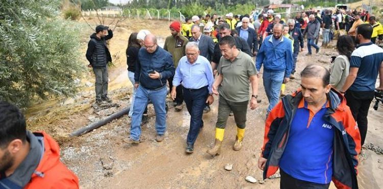 BÜYÜKŞEHİR, BÜNYAN’DAKİ SEL FELAKETİNDE 24 İŞ MAKİNESİ VE 71 PERSONEL İLE GÖREV ALDI
