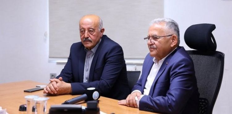 BAŞKAN BÜYÜKKILIÇ’TAN İLÇELERLE DEĞERLENDİRME TOPLANTISI