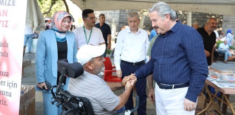 15 İLDE HAYATA GEÇEN KAN BAĞIŞI PROJESİ MELİKGAZİ BELEDİYESİ VE TÜRK KIZILAY DESTEKLERİYLE KAYSERİ’DE BAŞLADI