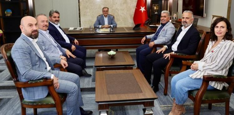 BAŞKAN ÖZDOĞAN'A, AK PARTİ İL TEŞKİLATI'NDAN 'HAYIRLI OLSUN' ZİYARETİ