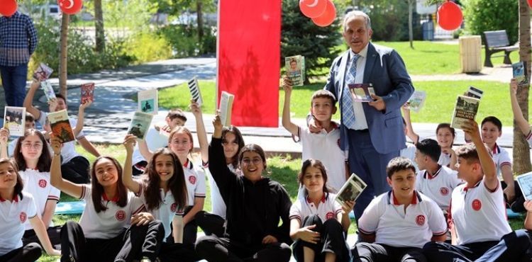 “BÜTÜN YAPTIKLARIMIZ ÇOCUKLARIMIZ İÇİN”
