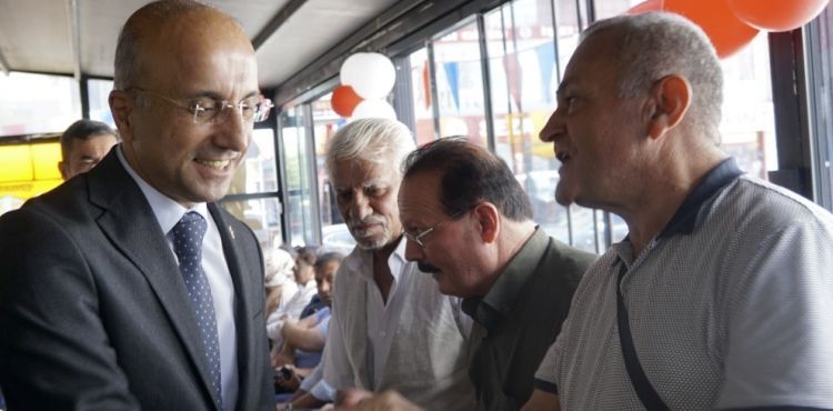 •Dünya Avşarlar Kültür Evi Hunat'ta açıldı.