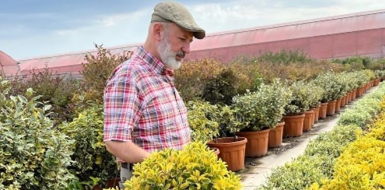 BAŞKAN ÇOLAKBAYRAKDAR, “ŞEHRİMİZİN YEŞİL DOKUSUNU HEM ÇEŞİTLENDİRİYOR HEM GENİŞLETİYORUZ”