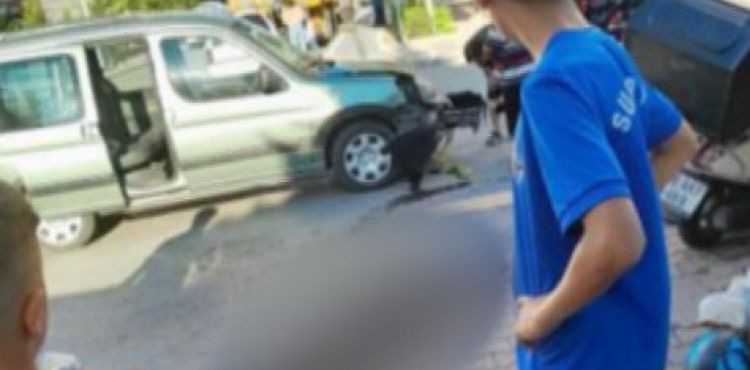 Motokurye araç ile çarpıştı: 1 yaralı