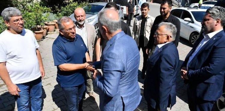 AKAR VE BÜYÜKKILIÇ’TAN, OSB’DE İSTİŞARE ZİYARETLERİ