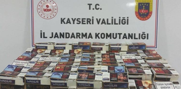 Jandarma operasyonuyla 40 bin dolu makaron ele geçirildi