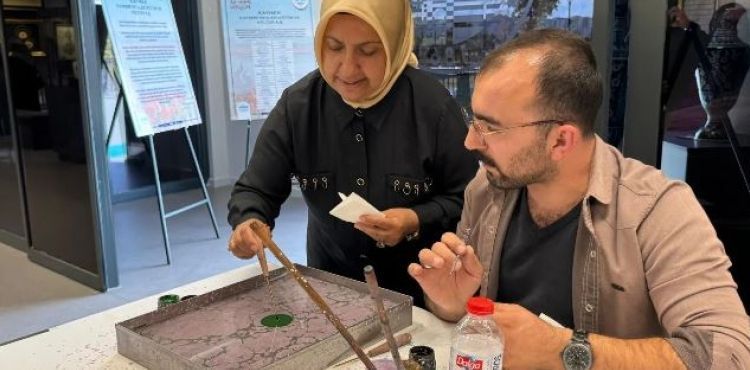 KAYMEK GELENEKSEL YIL SONU SERGİSİ’NE SANATSEVERLERDEN YOĞUN İLGİ