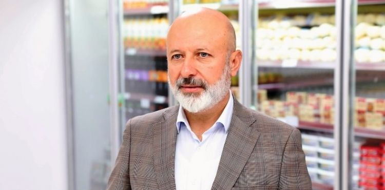 BAŞKAN ÇOLAKBAYRAKDAR, “PARANIN GEÇMEDİĞİ MAĞAZALARLA HEMŞEHRİLERİMİZİN YANINDAYIZ”