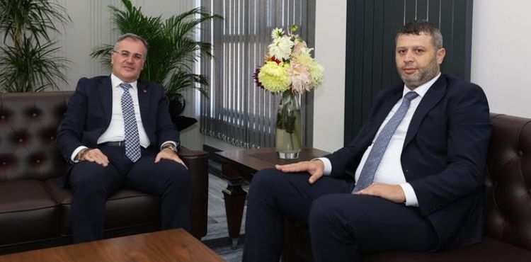 BAŞKAN MUTLU'NUN İLK ADRESİ BAŞKAN ÖZDOĞAN OLDU