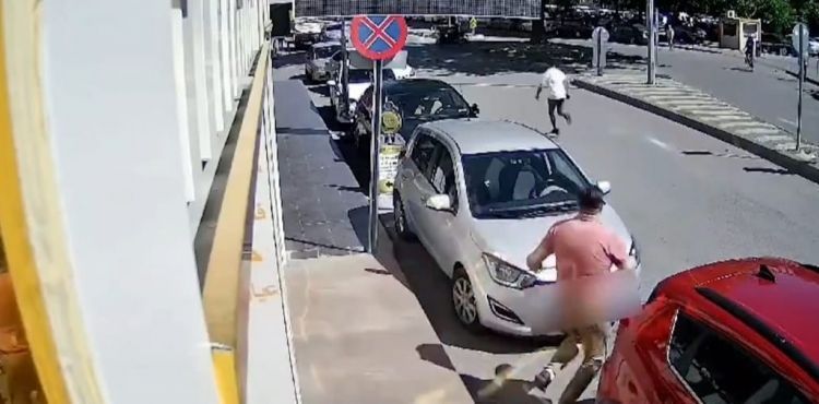 Hırsızlık şüphelisi kamera çalışmaları sonucu yakalandı