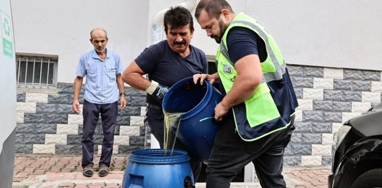 TALAS'TA ATIK YAĞLAR EKONOMİYE DÖNÜŞÜYOR