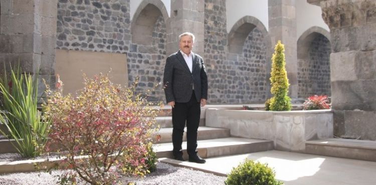 BAŞKAN PALANCIOĞLU MELİKGAZİ’NİN TARİHİNE SAHİP ÇIKIYOR