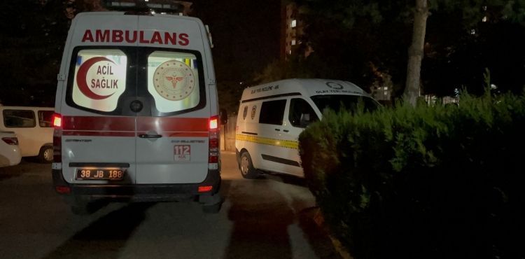 13'üncü kattan düşen kız yaşamını yitirdi