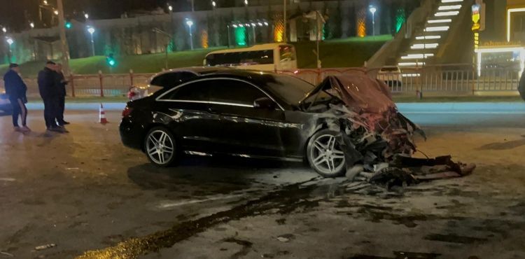 Dört aracın karıştığı kazada 4 kişi yaralandı