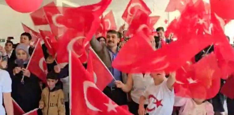 Özel Çocuklardan Cumhuriyet’in 101. Yılına özel kutlama