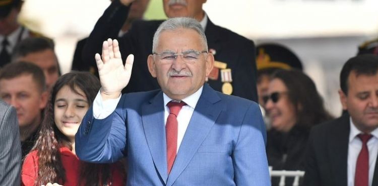 BAŞKAN BÜYÜKKILIÇ, CUMHURİYET BAYRAMI KUTLAMALARINA KATILDI