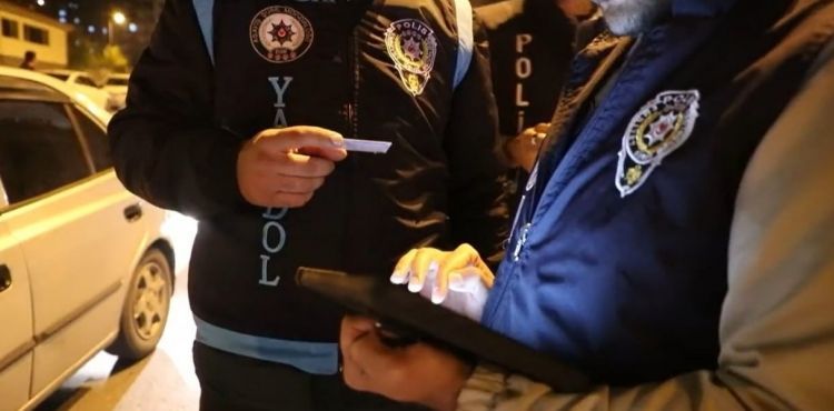 Asayiş operasyonunda 880 aranan şahıs yakalandı