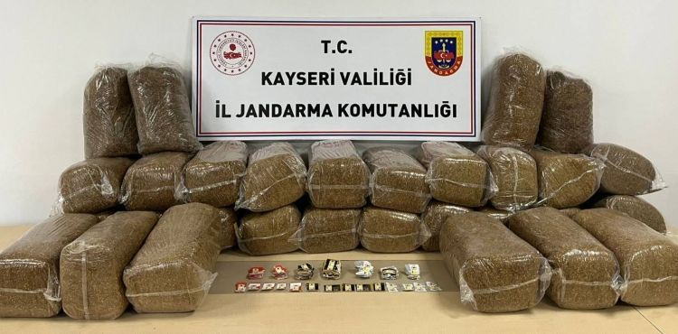 183 kilogram faturasız ve bandrolsüz kıyılmış tütün ele geçirildi