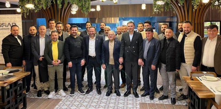 BAŞKAN BÜYÜKKILIÇ, İŞ İNSANLARI İLE BİR ARAYA GELDİ