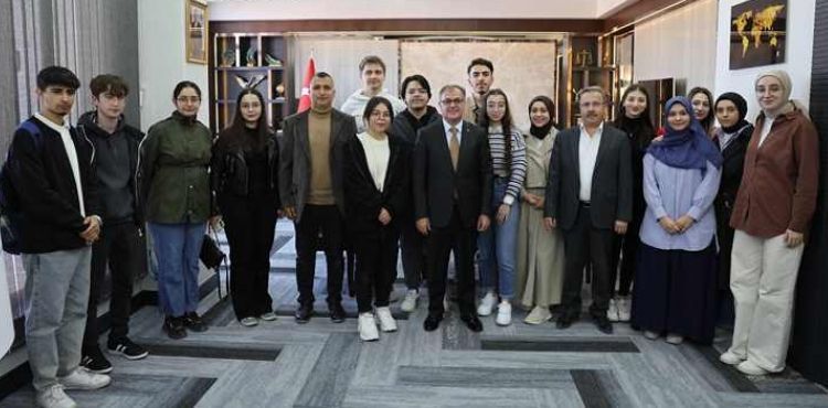 GENÇLERİN BAŞKANI BİLAL ÖZDOĞAN