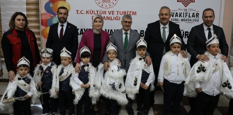 Vakıflar Bölge Müdürlüğü sünnet şöleni gerçekleştirdi.