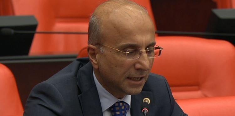 CHP’li Aşkın Genç: Kayseri’deki son çocuk enfeksiyon hastalıkları uzmanı da istifa etti…