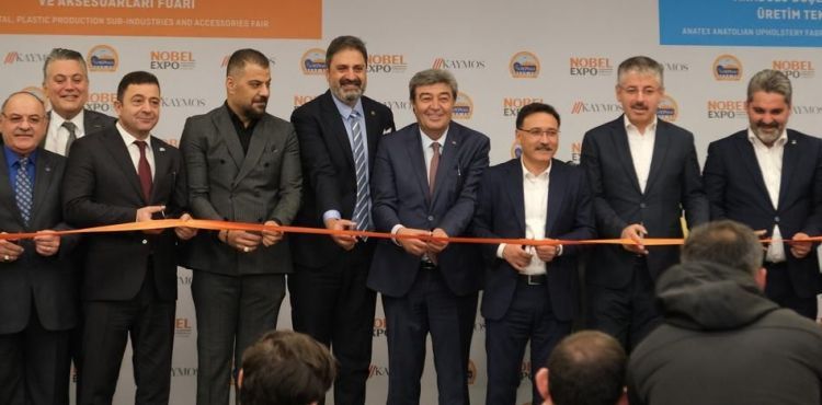 Anadolu’nun aynı çatı altında iki büyük fuarı YANEXPO ve ANATEX büyük ilgi görüyor.