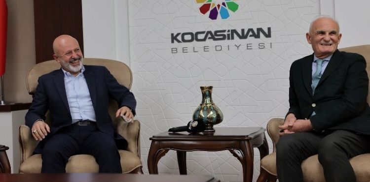 GENEL BAŞKAN YARDIMCISI YILMAZ’DAN BAŞKAN ÇOLAKBAYRAKDAR’A BÜYÜK ÖVGÜ