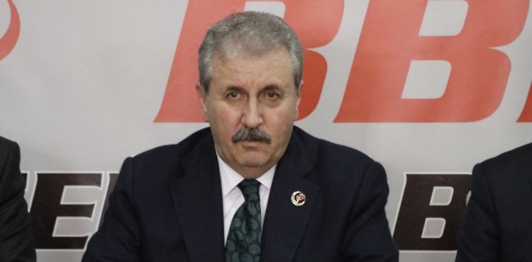 Mustafa Destici: Milyonlarca mültecinin döneceğine inanıyorum