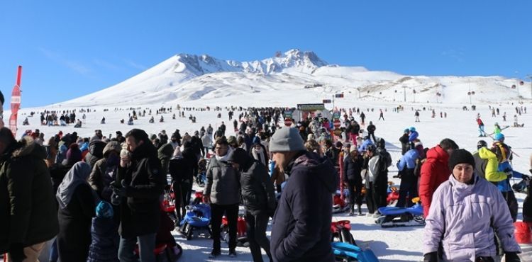 Erciyes’te, yılbaşı rezervasyonları yüzde 100'e ulaştı