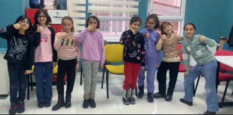 KAYMEK’TE ÇOCUKLAR MATEMATİKLE HEM EĞLENİYOR HEM DE ÖĞRENİYOR
