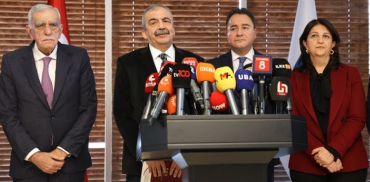 DEM Parti heyeti, DEVA Partisi Genel Başkanı Babacan’ı ziyaret etti
