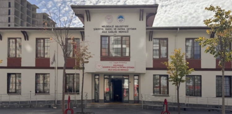 MELİKGAZİ BELEDİYESİ SAĞLIK YATIRIMLARIYLA TAKDİR TOPLUYOR