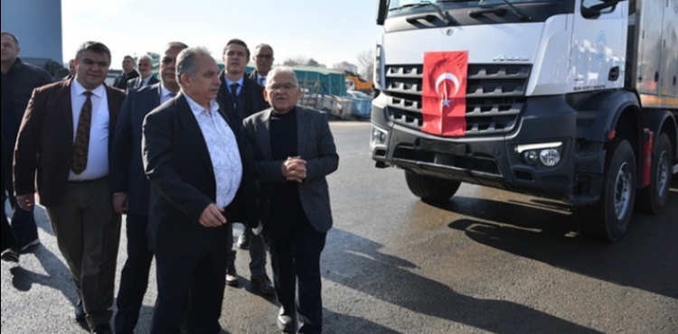 BAŞKAN BÜYÜKKILIÇ, 310 MİLYON TL DEĞERİNDE 21 YENİ İŞ MAKİNESİNİ HİZMETE ALDI