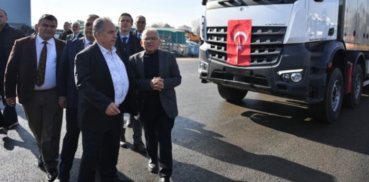 BAŞKAN BÜYÜKKILIÇ, 310 MİLYON TL DEĞERİNDE 21 YENİ İŞ MAKİNESİNİ HİZMETE ALDI