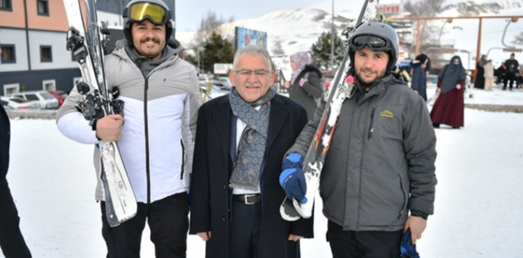 BAŞKAN BÜYÜKKILIÇ’TAN KAYAK TUTKUNLARININ GÖZDESİ ERCİYES KAYAK MERKEZİ’NE YAKIN İLGİ