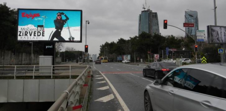 İSTANBUL’DA “ERCİYES” TANITIM ATAĞI: KAYAK TUTKUNLARINI KAYSERİ’YE DAVET