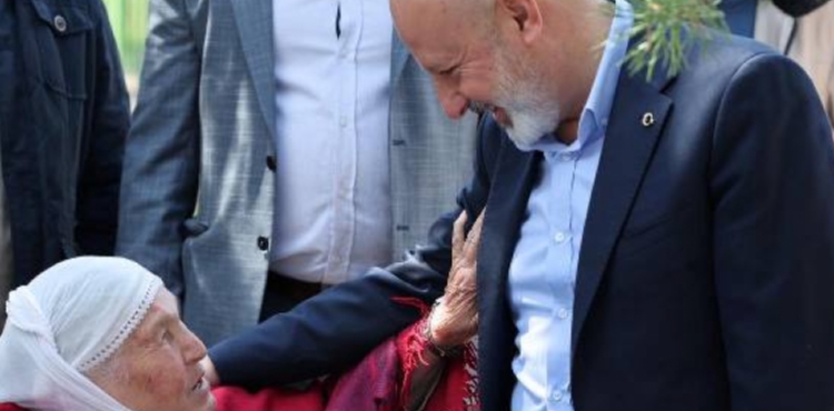 BÜYÜKŞEHİR’DEN KAYSERİ’Yİ BAHAR RENKLERİNE BÜRÜYEN PEYZAJ ÇALIŞMALARI