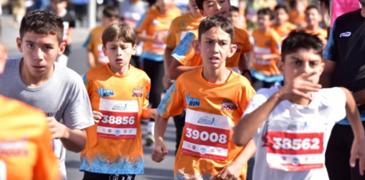 BÜYÜKŞEHİR’DEN 23 NİSAN’A ÖZEL ÇOCUK KOŞUSU