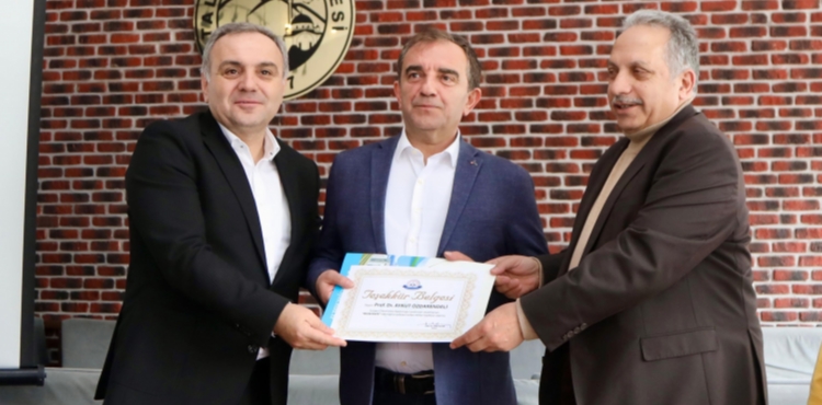 ERܒnn Bilim Kafe Etkinliinin Konuu Prof. Dr. Aykut zdarendeli Oldu