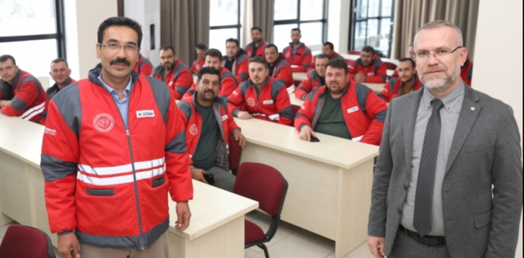 KOCASİNAN BELEDİYESİ’NDEN VETERİNERLİK PERSONELİNESERTİFİKALI EĞİTİM